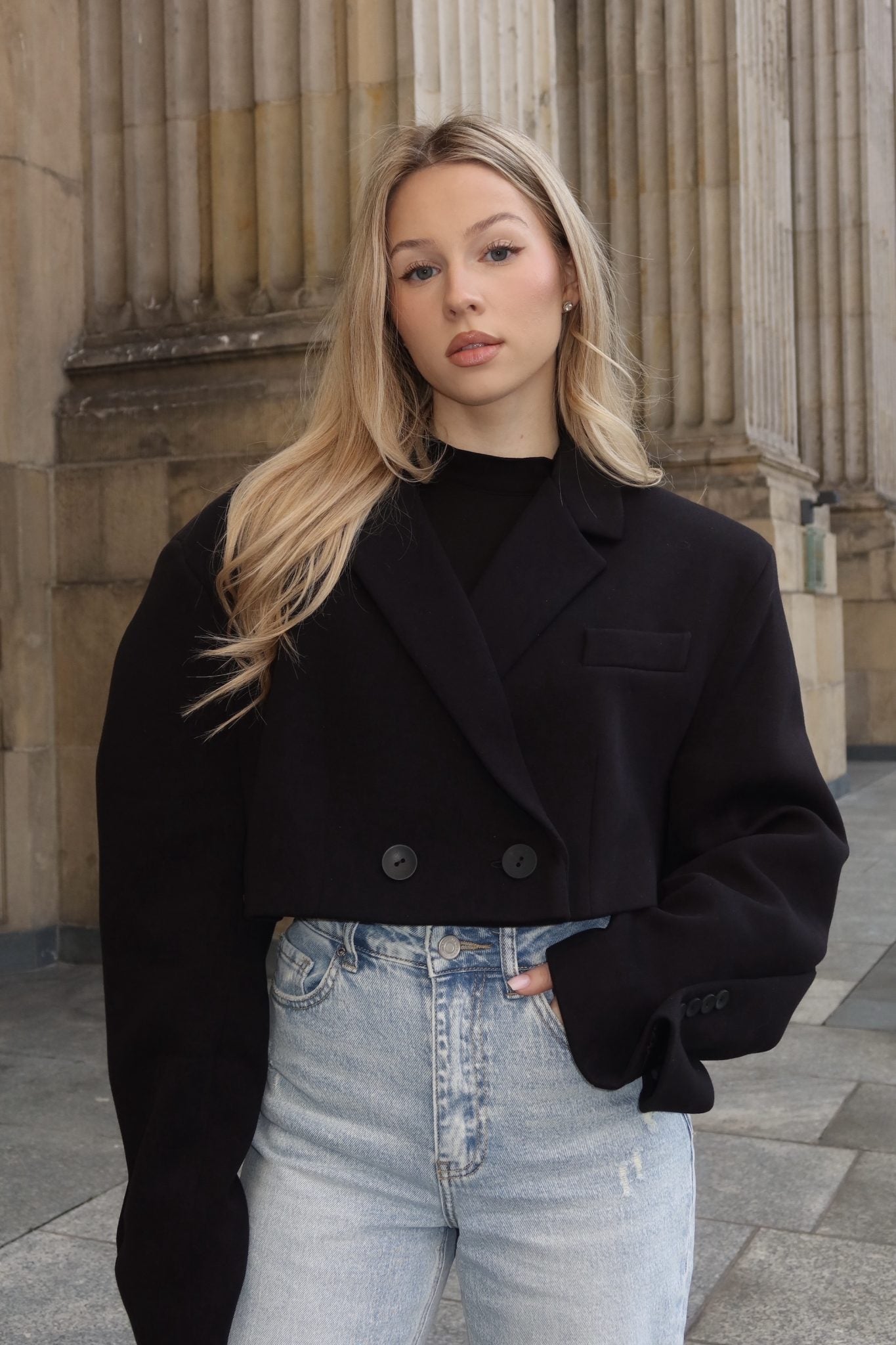 Marynarka Chic – Czarna
