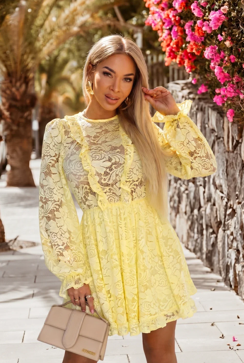 SUKIENKA KORONKOWA INEZ Z OZDOBNYMI FALBANKAMI ŻÓŁTA