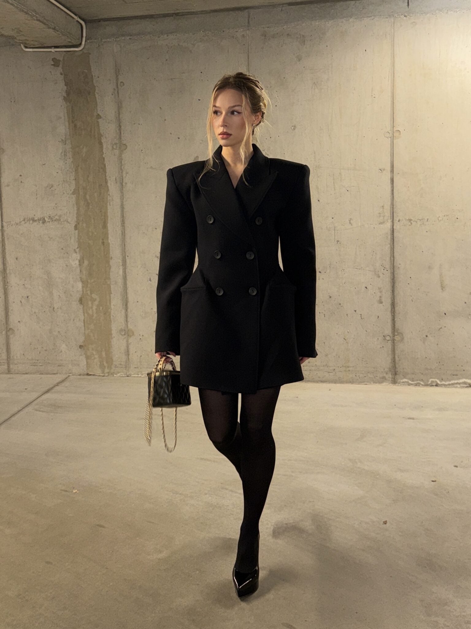 Hourglass Blazer Dress – Black