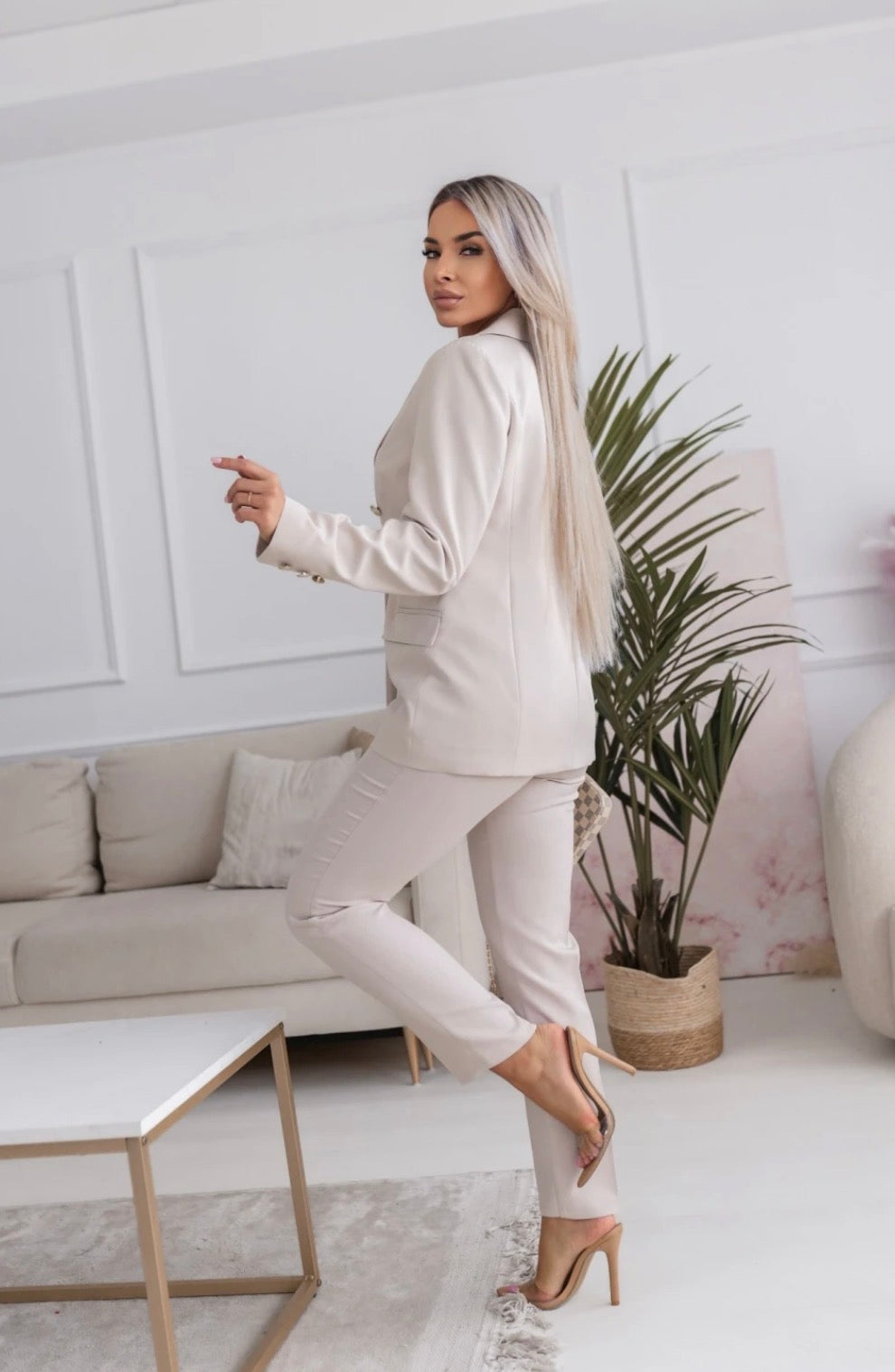 Velmor Trousers – Beige Classic
